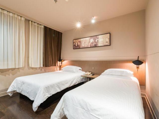 Jinjiang Inn Nanjing Road Pedestrian Streeteast Asia Hotel Sanghaj Kültér fotó